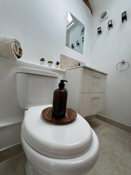 The Paws And Wander Hideaway Villa Mitchel Troy Eksteriør bilde